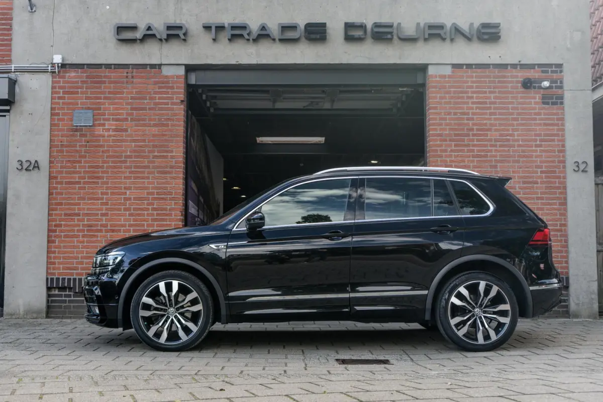 2.0 TSI 4Motion R-Line Pano / Leder / Trekhaak
