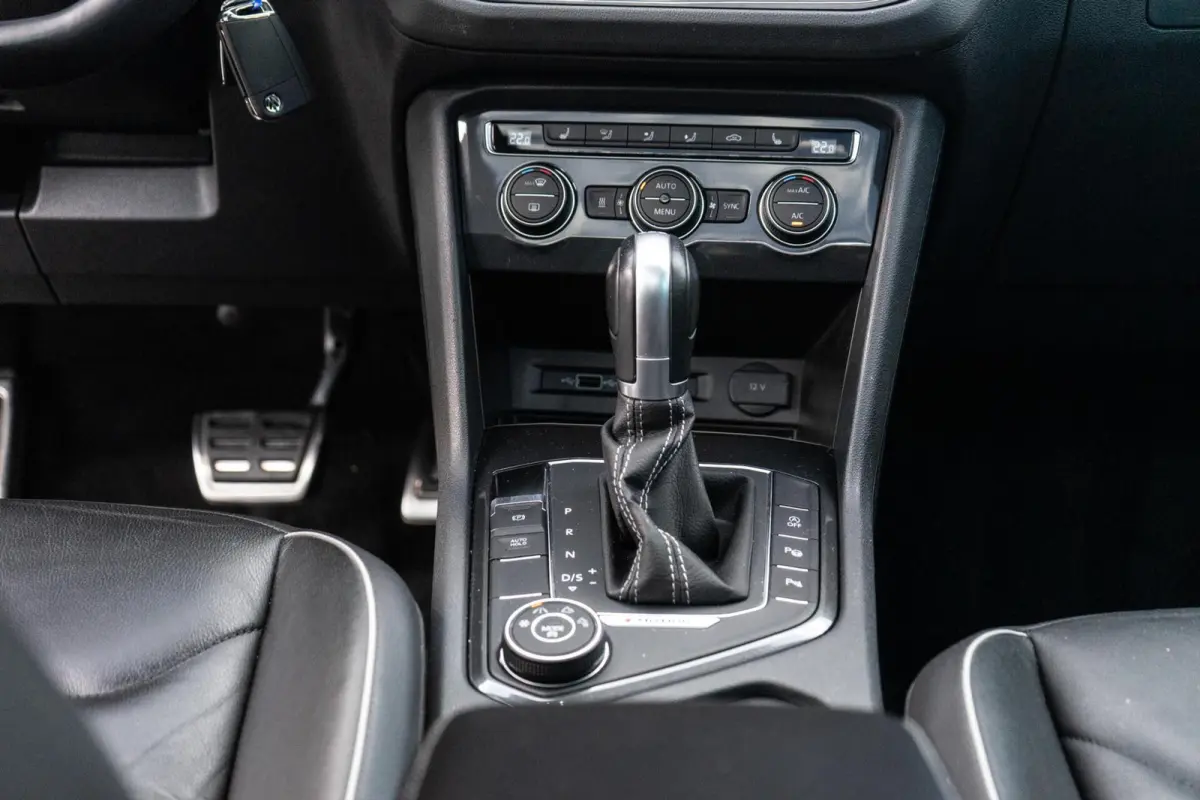 2.0 TSI 4Motion R-Line Pano / Leder / Trekhaak