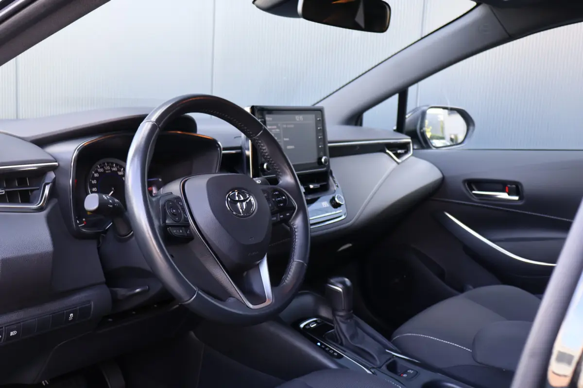 1.8 Hybrid Business Automaat | 10 jaar garantie! | Apple Carplay / Android Auto | Camera | Adaptieve Cruise Control