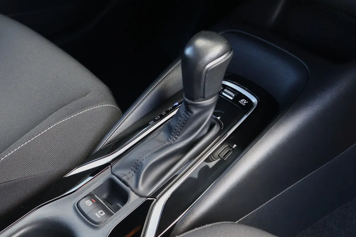 1.8 Hybrid Business Automaat | 10 jaar garantie! | Apple Carplay / Android Auto | Camera | Adaptieve Cruise Control