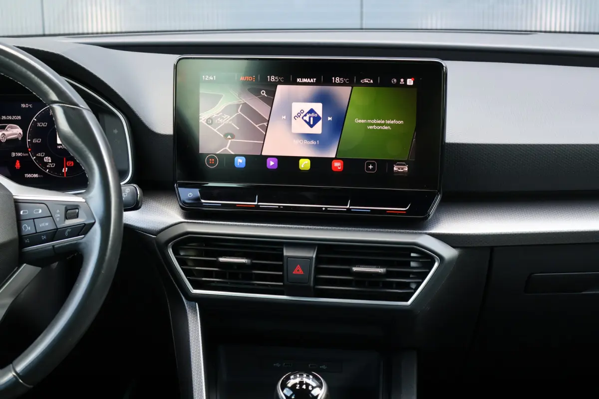 1.0 TSI Style Business Intense | Wegklapbare Trekhaak | Camera | Adaptieve Cruise Control | Apple Carplay / Android Auto