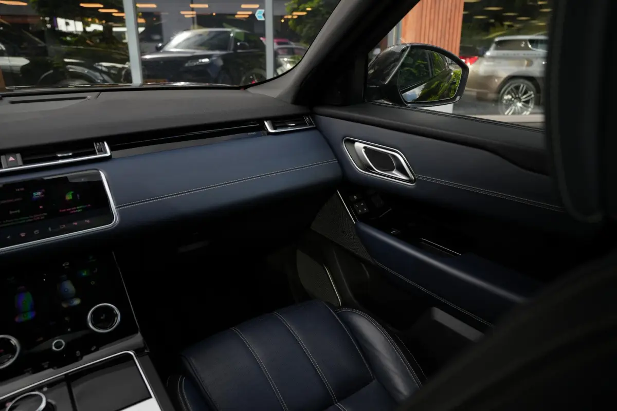 3.0 D300 AWD R-Dynamic HSE BTW Panoramadak Adapt. Cruise Stoelclima Massage HeadUp Meridian Luxe Leder Matrix LED