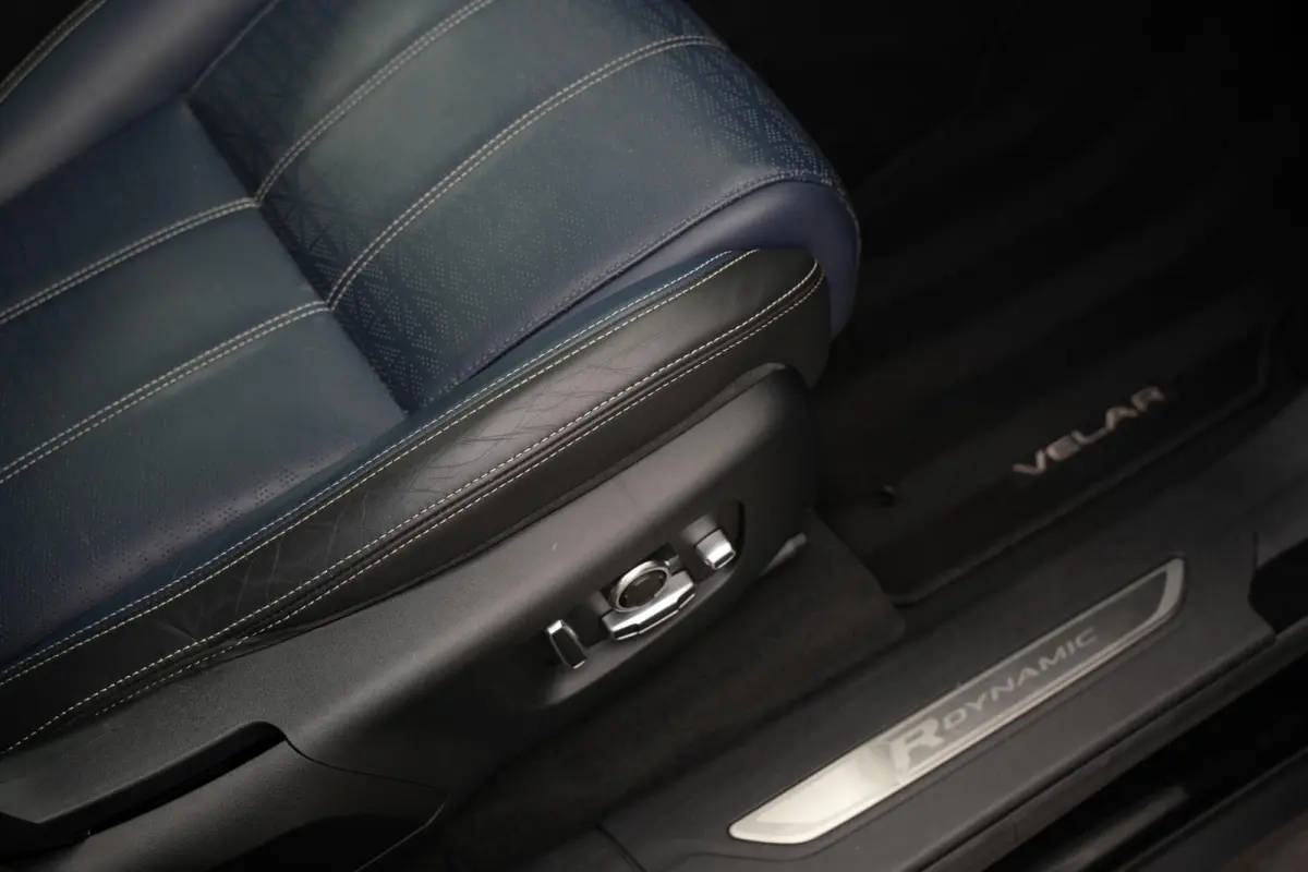 3.0 D300 AWD R-Dynamic HSE BTW Panoramadak Adapt. Cruise Stoelclima Massage HeadUp Meridian Luxe Leder Matrix LED