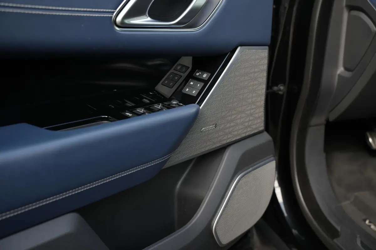 3.0 D300 AWD R-Dynamic HSE BTW Panoramadak Adapt. Cruise Stoelclima Massage HeadUp Meridian Luxe Leder Matrix LED