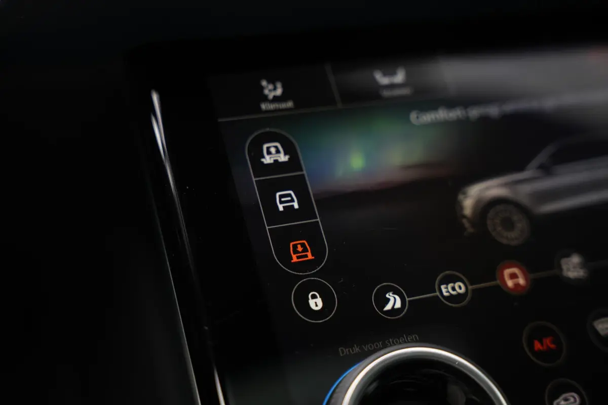 3.0 D300 AWD R-Dynamic HSE BTW Panoramadak Adapt. Cruise Stoelclima Massage HeadUp Meridian Luxe Leder Matrix LED