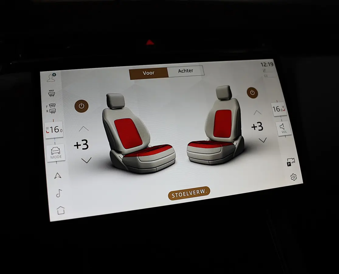 2.0 P400e Edition / Head Up / 360 Camera / Two Tone Leder / Acc / Lane Assist / Dode Hoek / Trekhaak