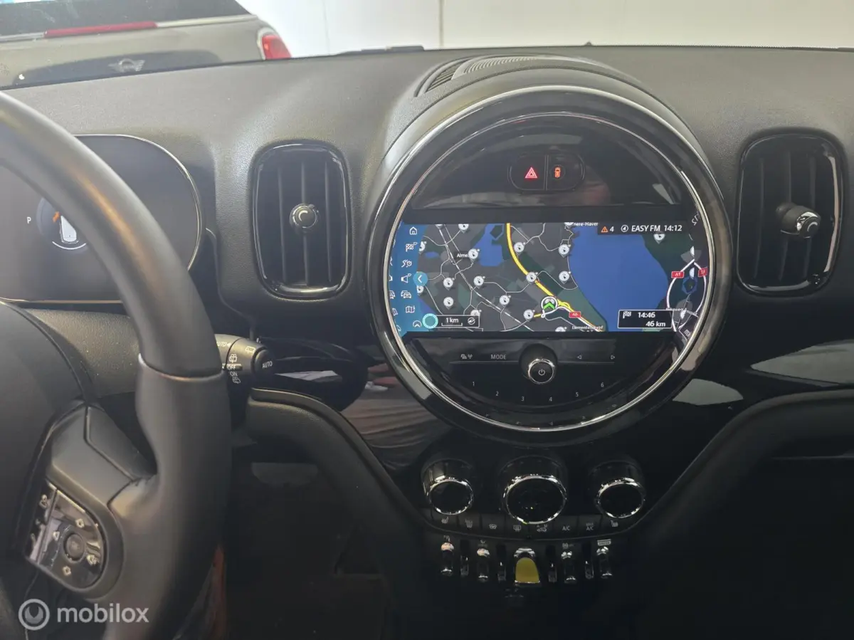 1.5 Cooper SE ALL4 pano/leder/camera/blackp