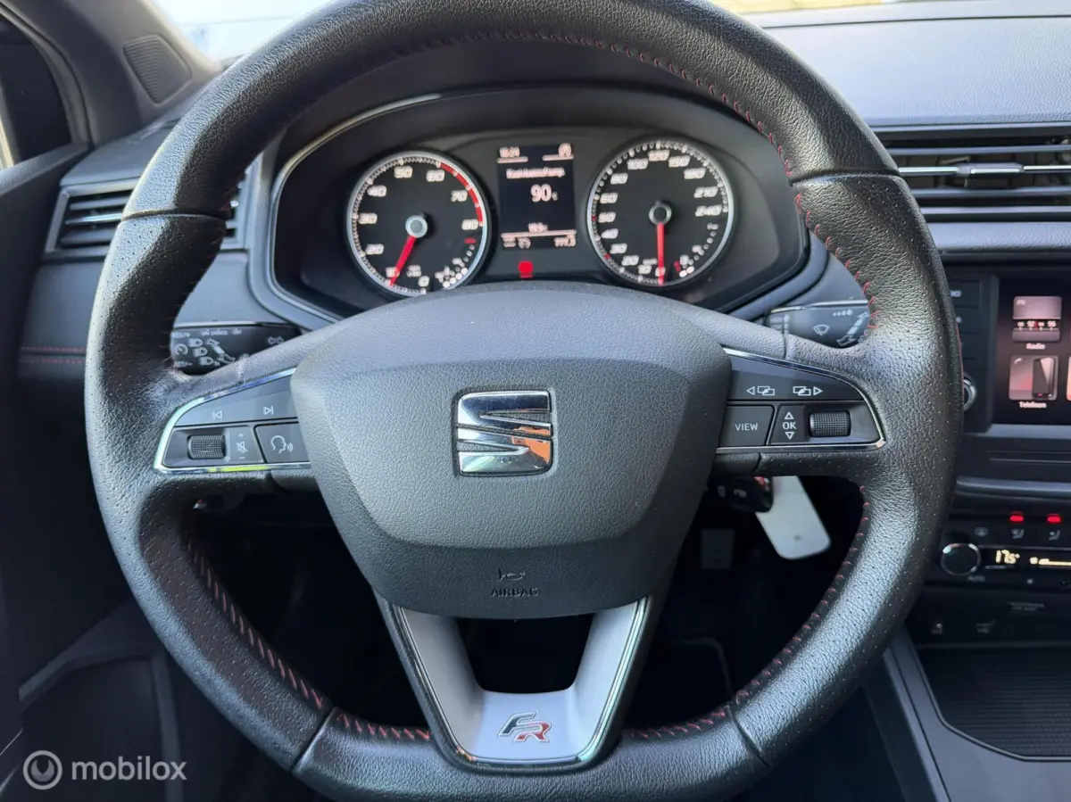 1.0 TSI FR/ 116 PK/ 5 DEURS/ CARPLAY/ AIRCO