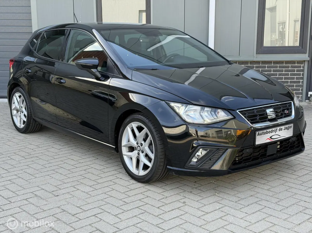1.0 TSI FR/ 116 PK/ 5 DEURS/ CARPLAY/ AIRCO