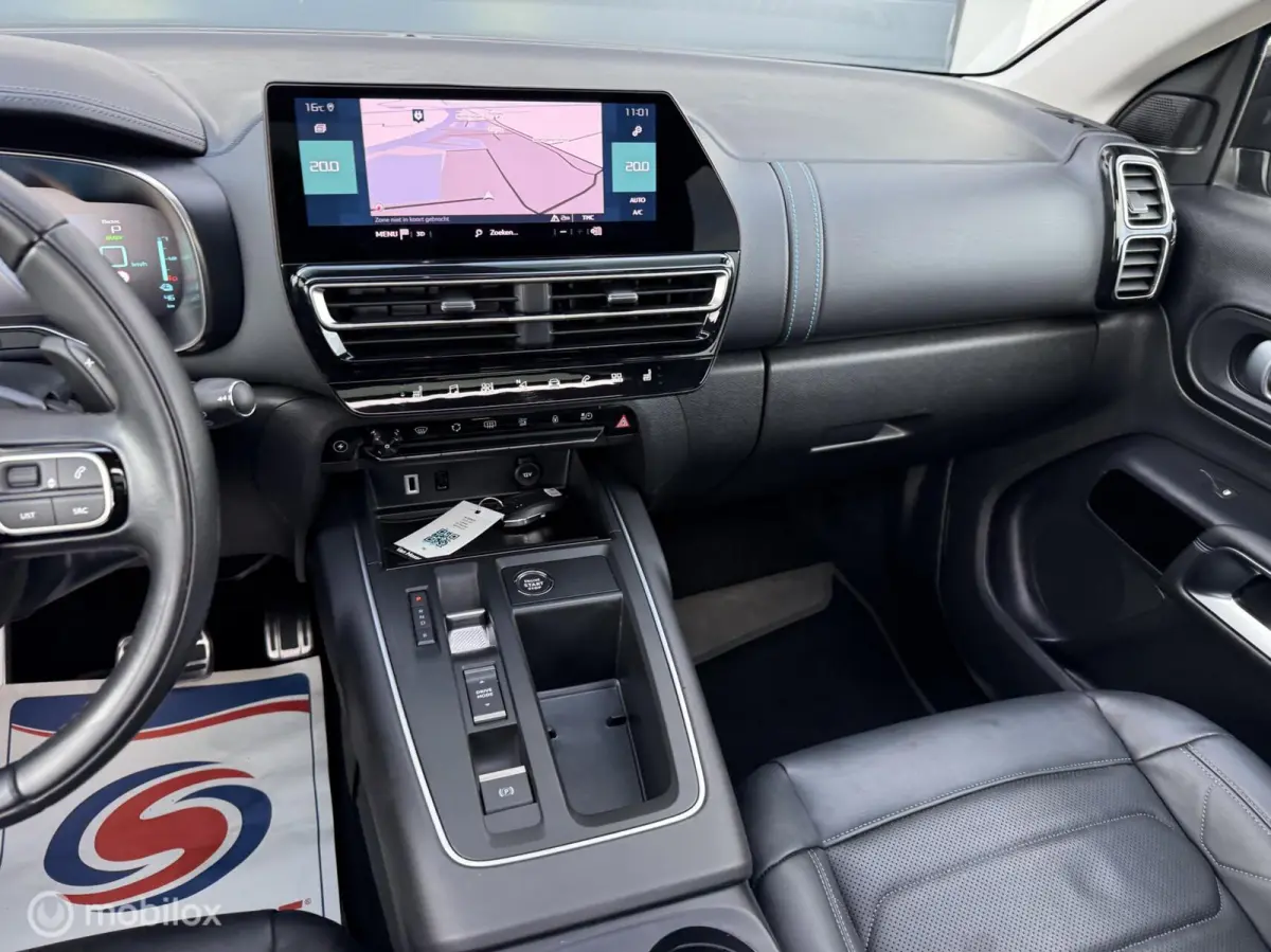 1.6 Plug-in Hybrid 225 Shine Pano Camera Vol