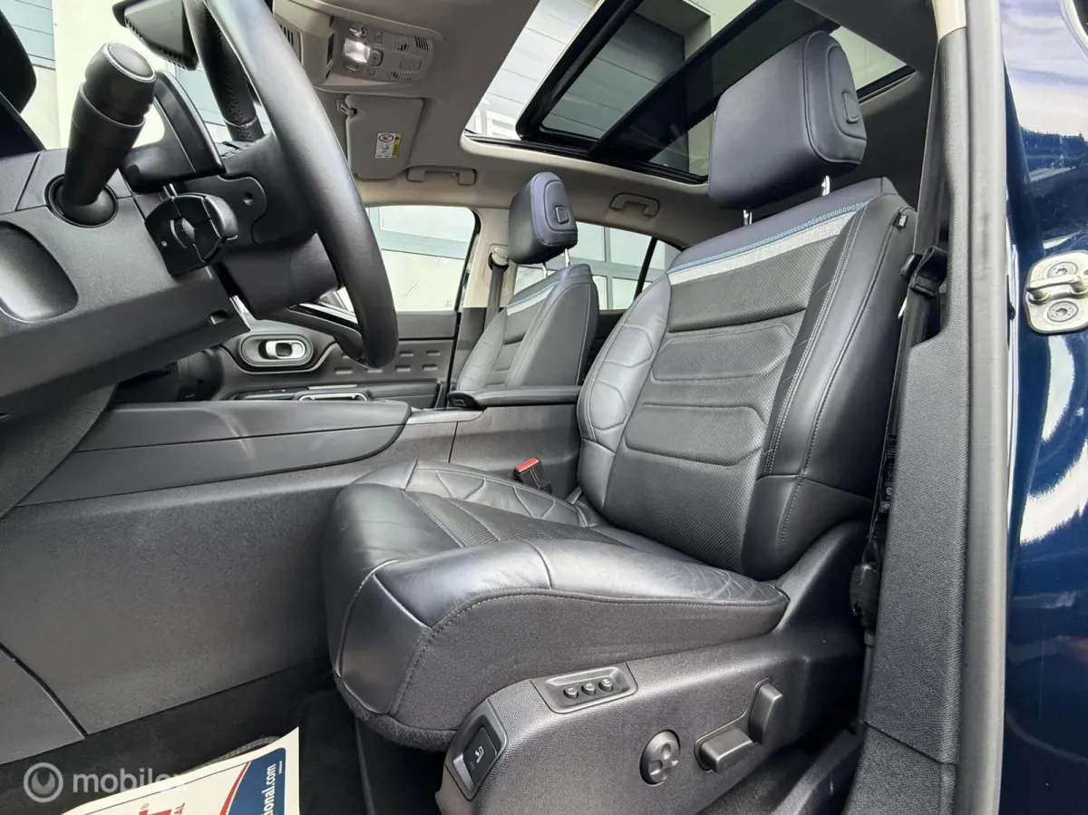 1.6 Plug-in Hybrid 225 Shine Pano Camera Vol