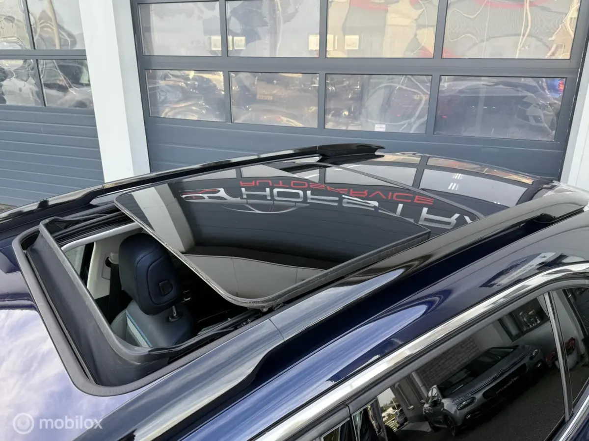 1.6 Plug-in Hybrid 225 Shine Pano Camera Vol