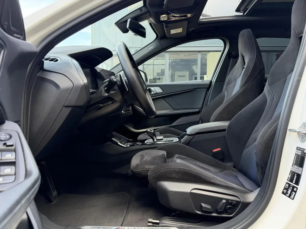M135i xDrive|H/K|Led|pano|carplay|kuiptstoel