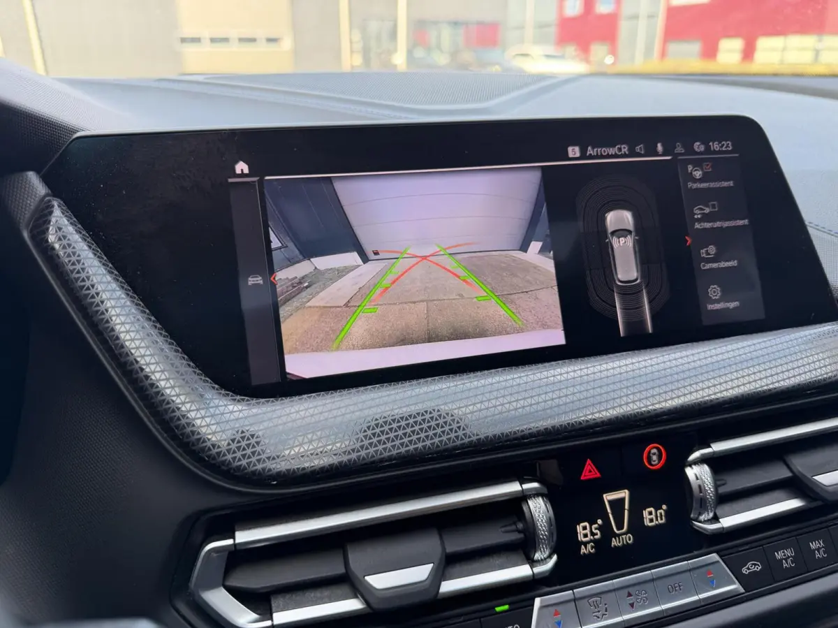 M135i xDrive|H/K|Led|pano|carplay|kuiptstoel