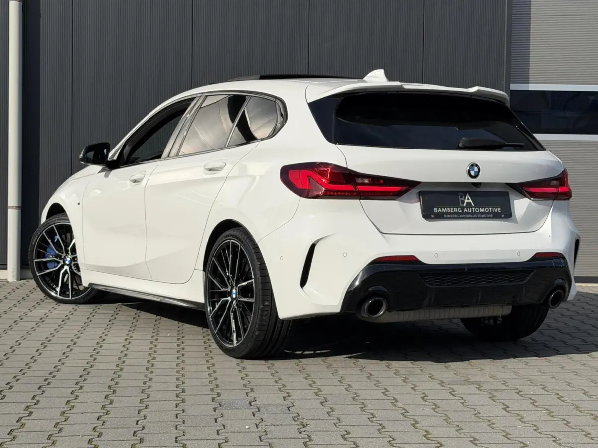 M135i xDrive|H/K|Led|pano|carplay|kuiptstoel