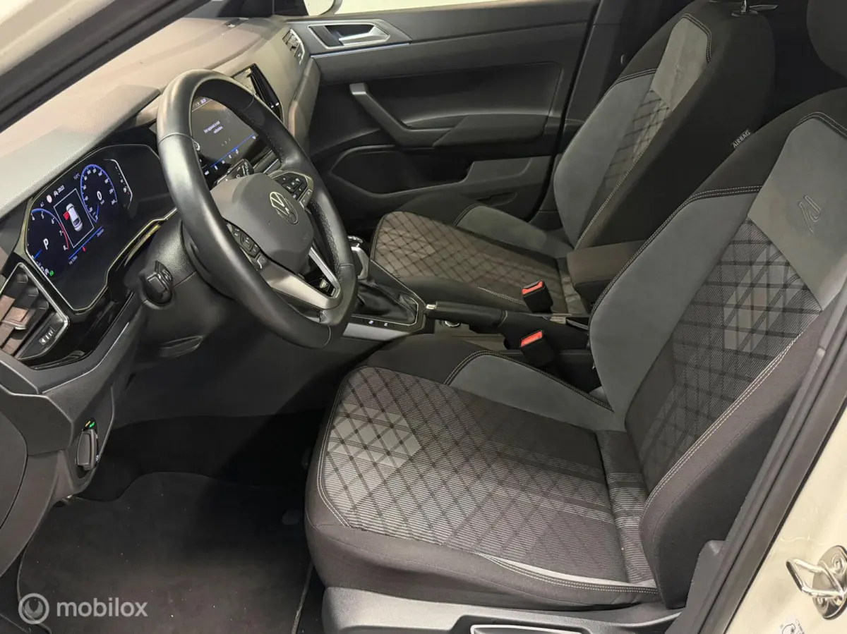 1.0 TSI R-Line Panorama/Ascot/Keyless/Trekhaak