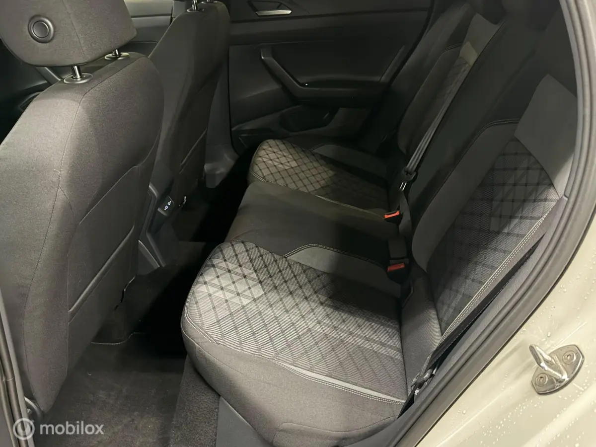 1.0 TSI R-Line Panorama/Ascot/Keyless/Trekhaak