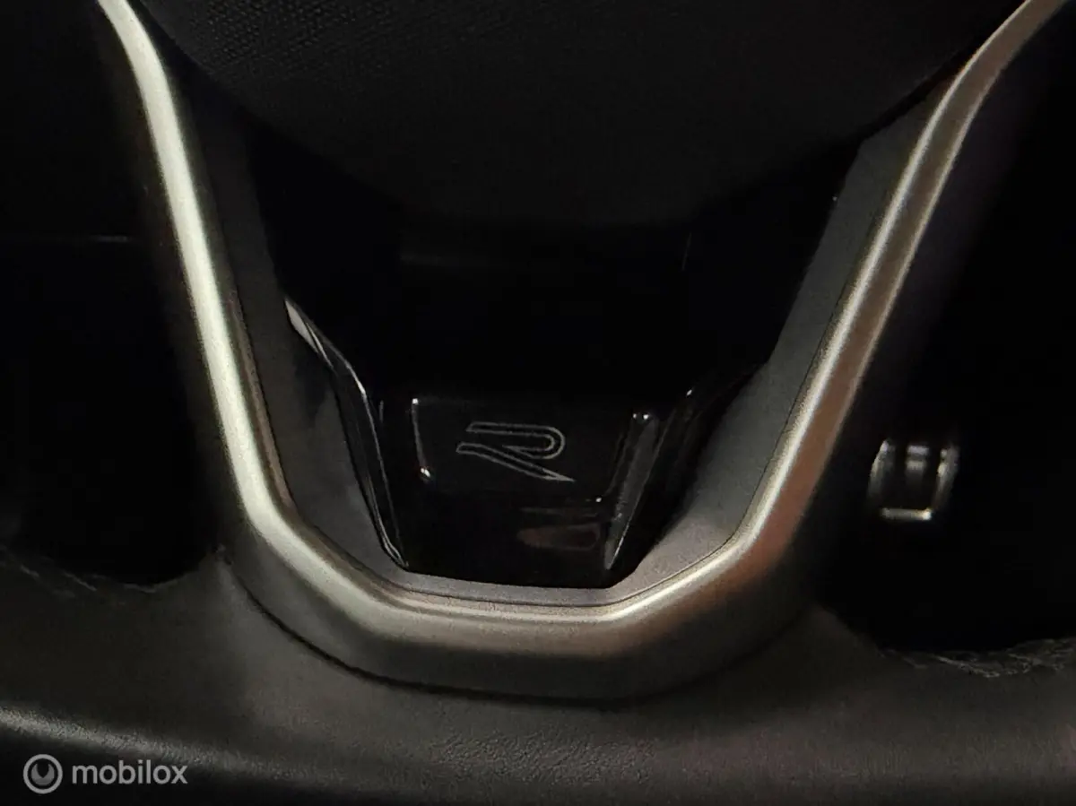 1.0 TSI R-Line Panorama/Ascot/Keyless/Trekhaak