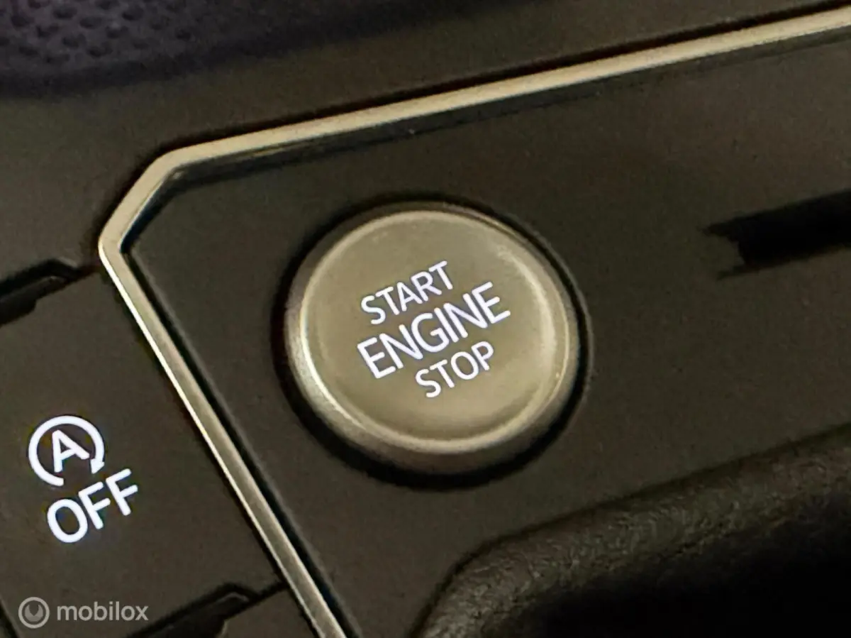 1.0 TSI R-Line Panorama/Ascot/Keyless/Trekhaak