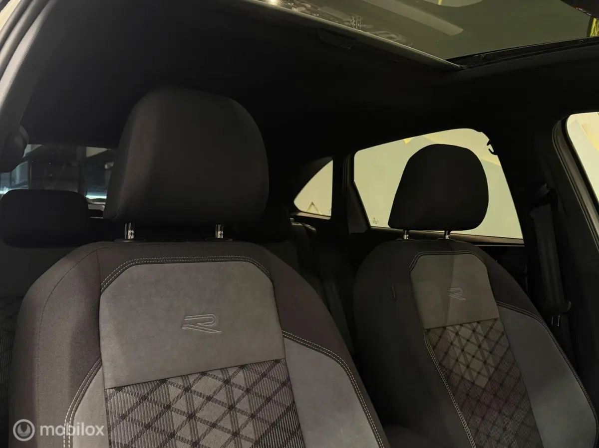 1.0 TSI R-Line Panorama/Ascot/Keyless/Trekhaak