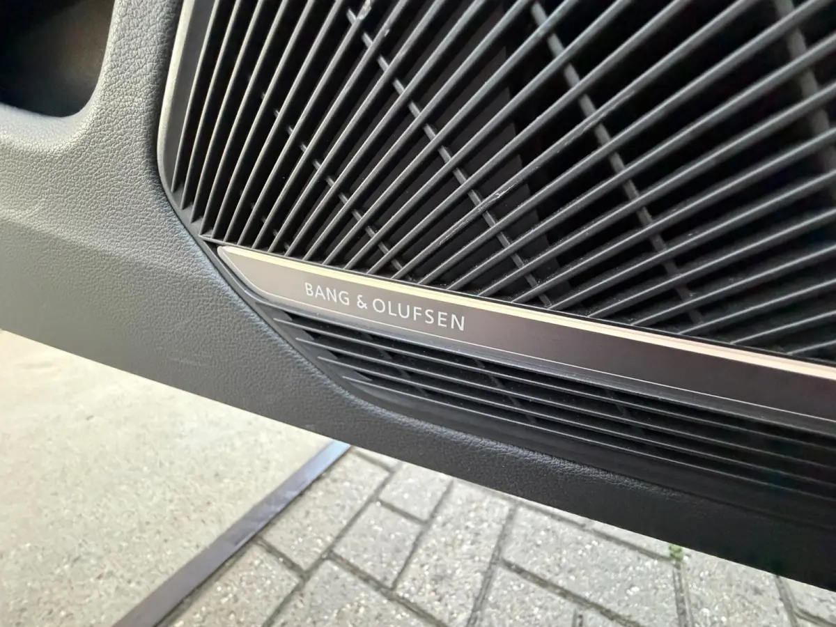 2.9 TFSI RS 4 quattro / Pano / Keramisch / ABT / Top View / Head-Up / Milltek