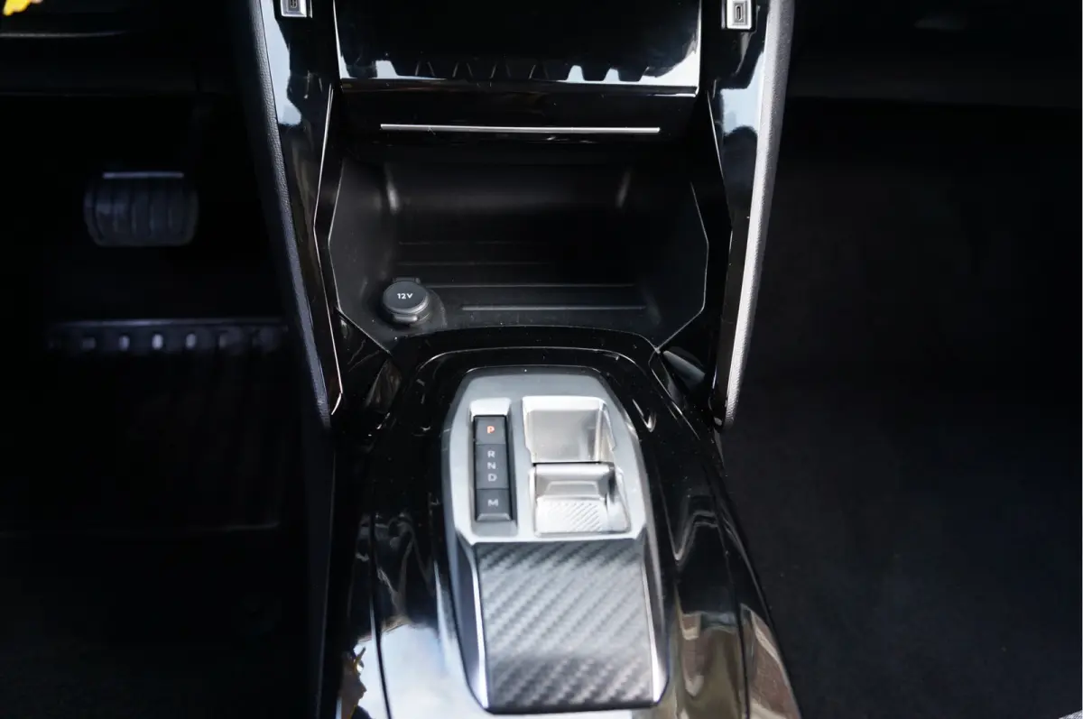 1.2 Hybrid 110 e-DCS6 Allure Cruise control adaptief/file assistent