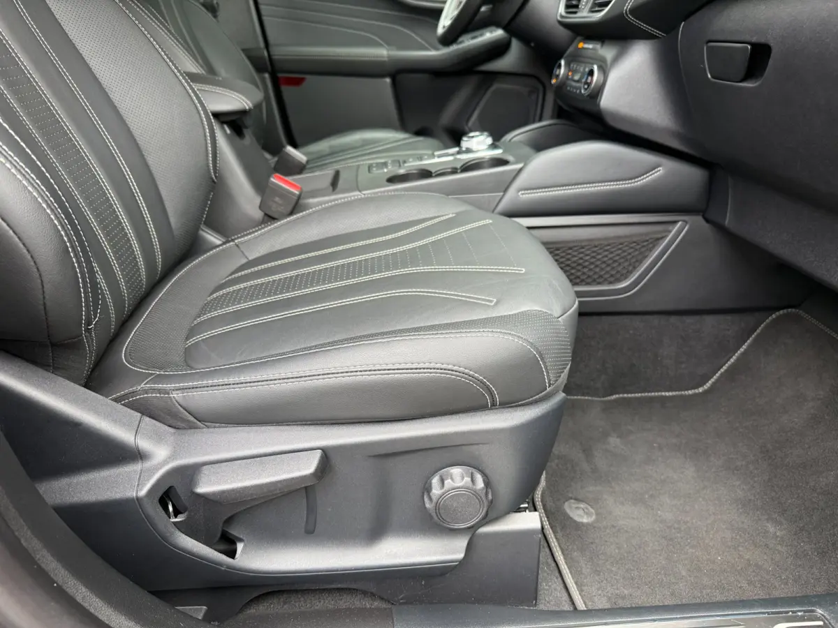 2.5 225pk PHEV Vignale Navi, BLIS, Trekhaak, Adop Cruise, Camera's, Winter, Memory etc. etc.