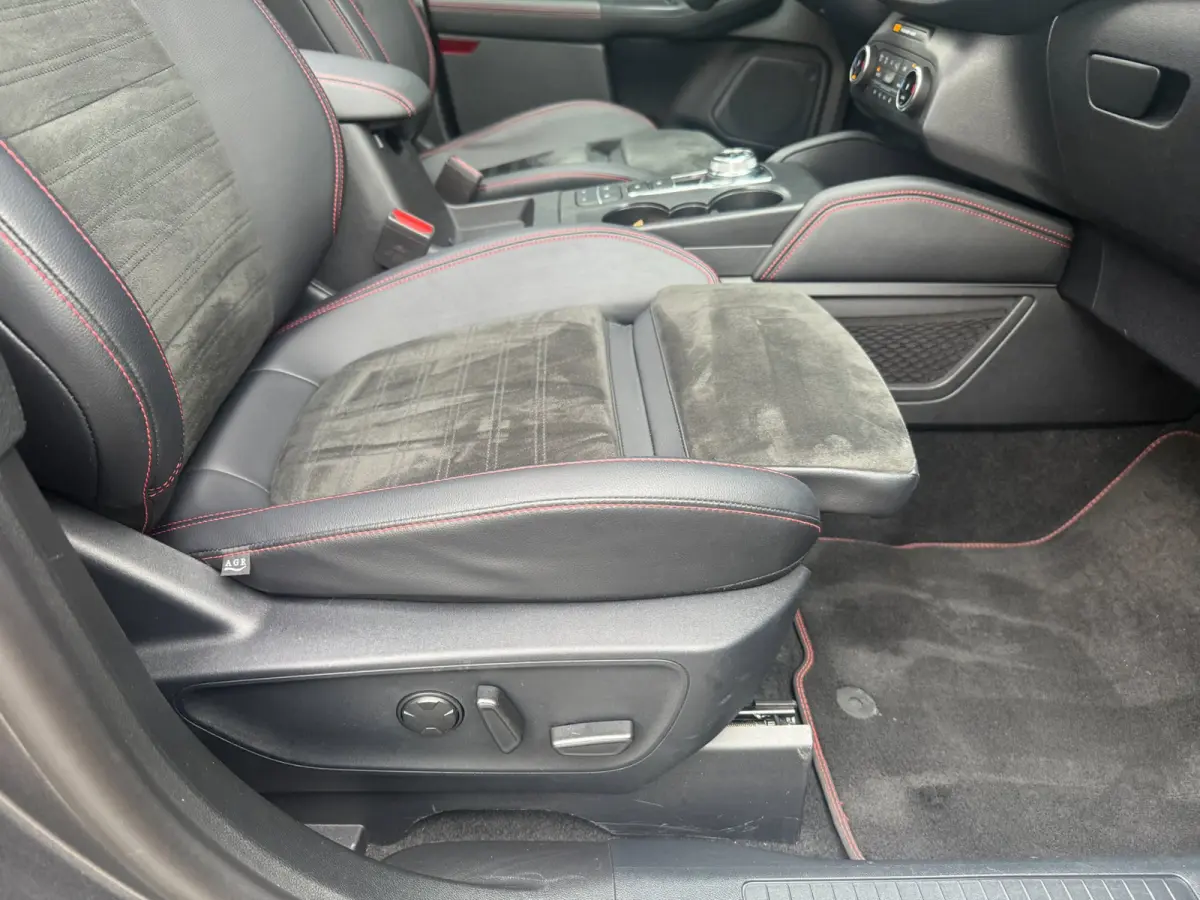 2.5 225pk PHEV ST-Line X Panorama, Trekhaak, AGR, Winter BOMVOL!