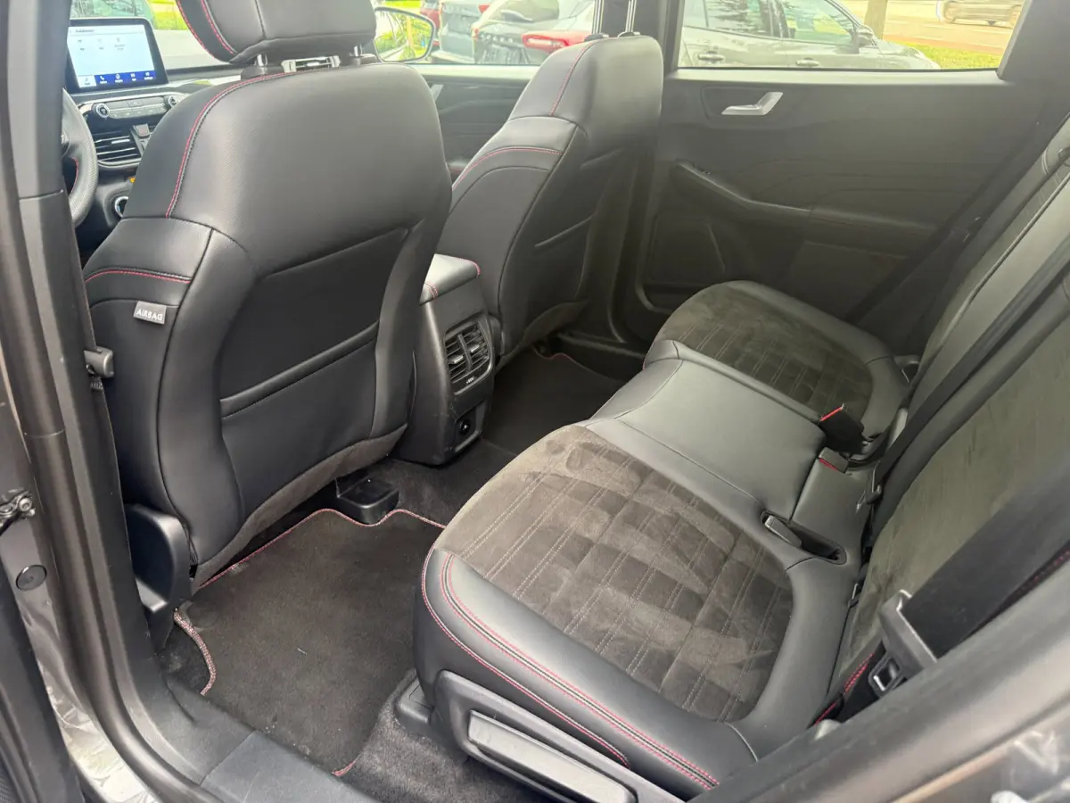 2.5 225pk PHEV ST-Line X Panorama, Trekhaak, AGR, Winter BOMVOL!