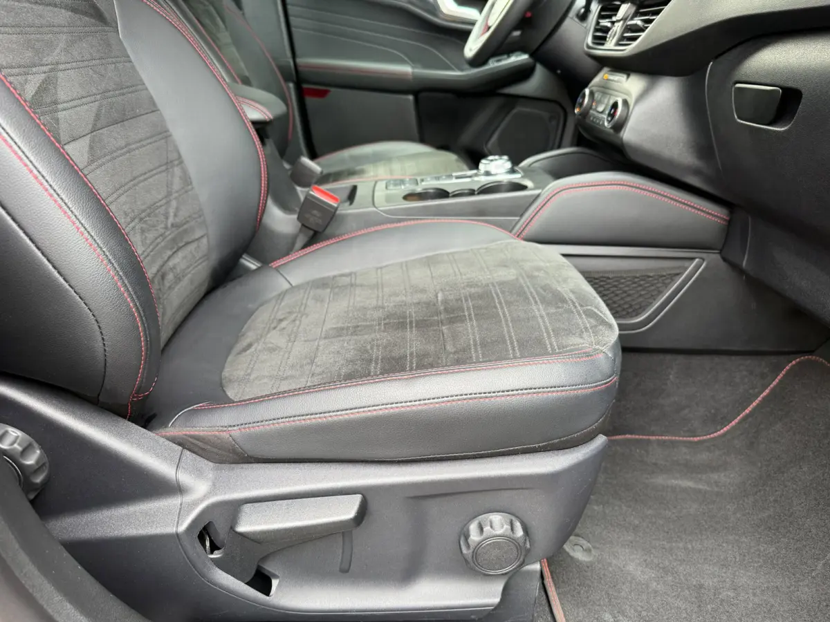 2.5 PHEV ST-Line X Navi, B&O, Camera's, HUD, Adop cruise, BLIS etc. etc.