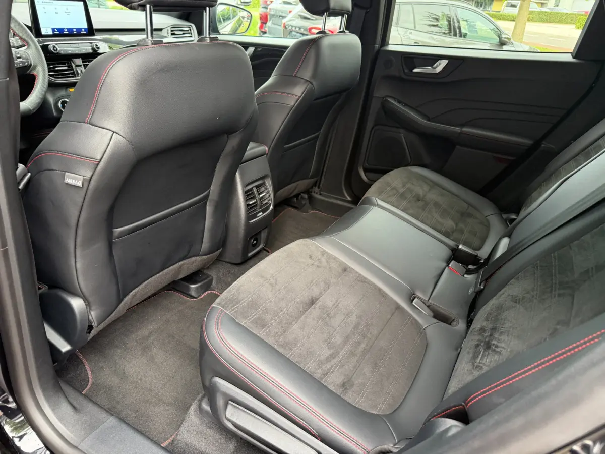 2.5 PHEV ST-Line X Navi, B&O, Camera's, HUD, Adop cruise, BLIS etc. etc.