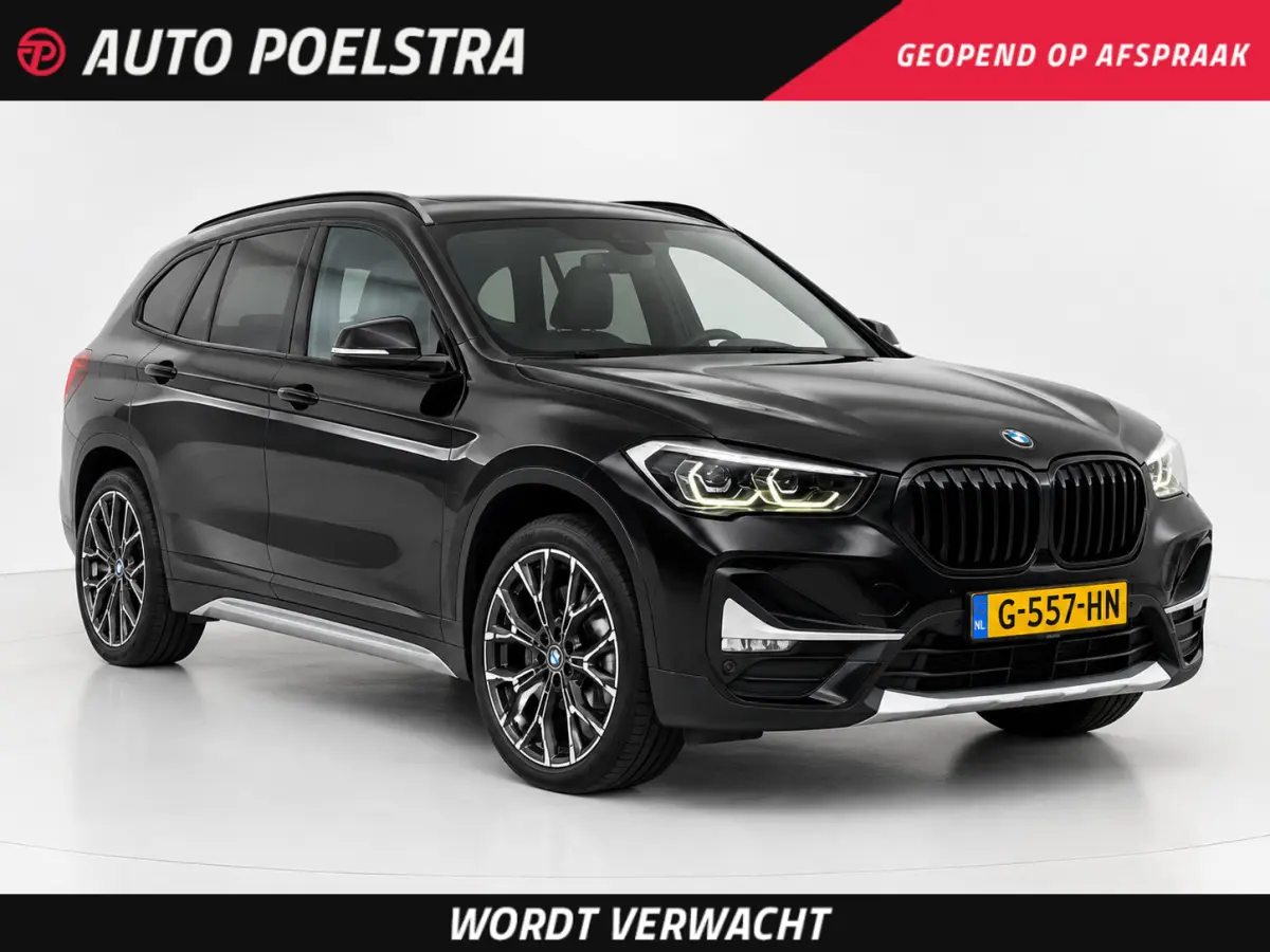 sDrive20i VDL Nedcar Edition 192 PK AUT | Facelift | Panoramadak | Leder | Harman/Kardon | HUD | Trekhaak | Keyless | LED | Camera | Interieurverlichting | Stoelverwarming | Dealeronderhoude