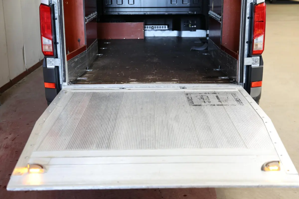 2.0 TDI AUTOMAAT L3H3 LAADKLEP EN TREKHAAK