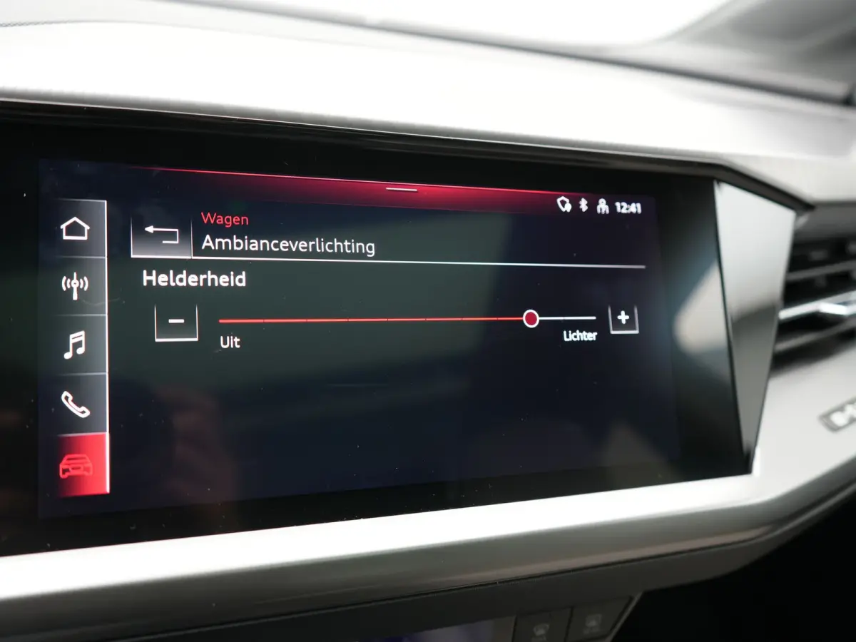 35 S Line 55 kWh 170pk Dealer O.H. | Panodak | Adaptive Cruise | Camera | Matrix LED | Lederen Comfortstoelen Verwarmd | Virtual Cockpit | Lane Assist | DAB | 21"L.M |