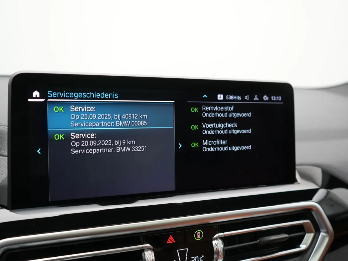 M Sport 80 kWh 286pk Dealer O.H | Panodak | Adaptive Cruise | Camera | Lederen Sportstoelen Memory & Verwarmd | Sfeerverlichting | Blis | Apple Carplay | Navigatie | DAB | 19"L.M