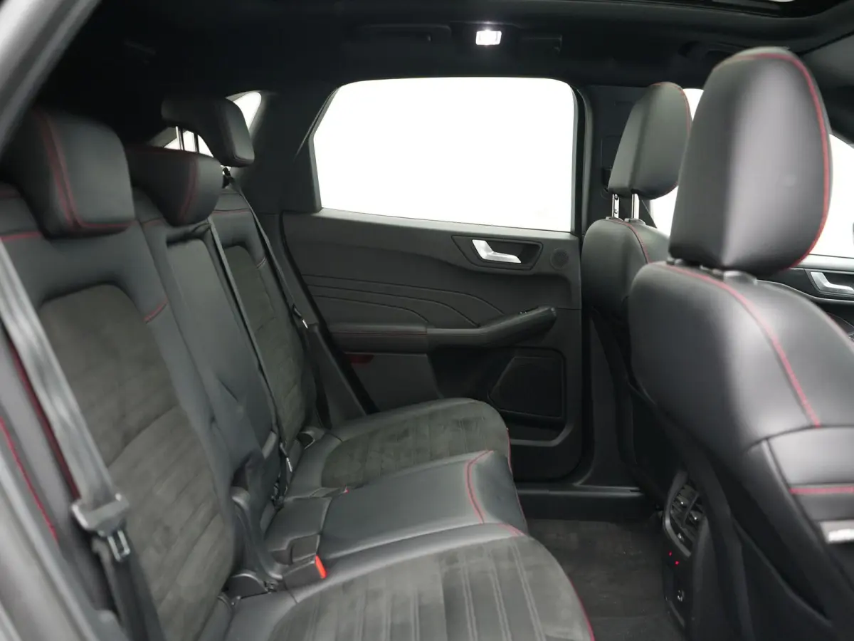 2.5 PHEV ST-Line X 225pk Dealer O.H | Trekhaak Afn. | Panodak | Adaptive Cruise | Head Up | 360 Camera | Bang & Olufsen | Alcantara Sportstoelen Verwarmd | Stuur Verwarmd | Blis | Apple Carp