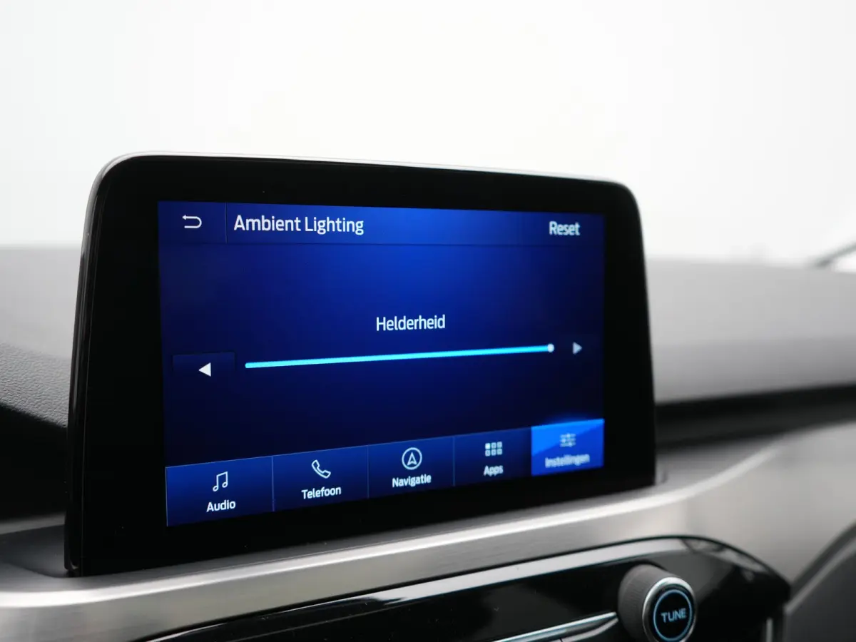 2.5 PHEV Titanium 225pk Dealer O.H. | Trekhaak Afn. | Panodak | Camera | Stoelen & Stuur Verwarmd | Apple Carplay | Keyless | Virtual | Cruise Control | Navigatie | DAB | Plug In Hybrid |