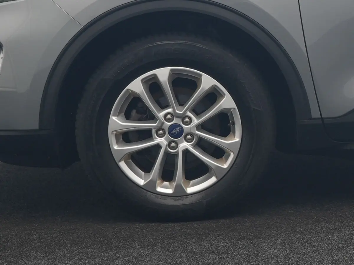 2.5 PHEV Titanium 225pk Dealer O.H. | Trekhaak Afn. | Panodak | Camera | Stoelen & Stuur Verwarmd | Apple Carplay | Keyless | Virtual | Cruise Control | Navigatie | DAB | Plug In Hybrid |