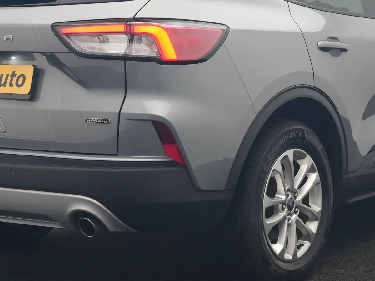 2.5 PHEV Titanium 225pk Dealer O.H. | Trekhaak Afn. | Panodak | Camera | Stoelen & Stuur Verwarmd | Apple Carplay | Keyless | Virtual | Cruise Control | Navigatie | DAB | Plug In Hybrid |
