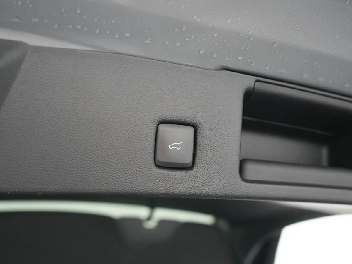 2.5 PHEV Vignale 225pk Dealer O.H. | Trekhaak Afn. | Adaptive Cruise | 360 Camera | Bang & Olufsen | Lederen Sportstoelen Memory & Verwarmd | Stuur Verwarmd | Apple Carplay | Keyless | BLIS 