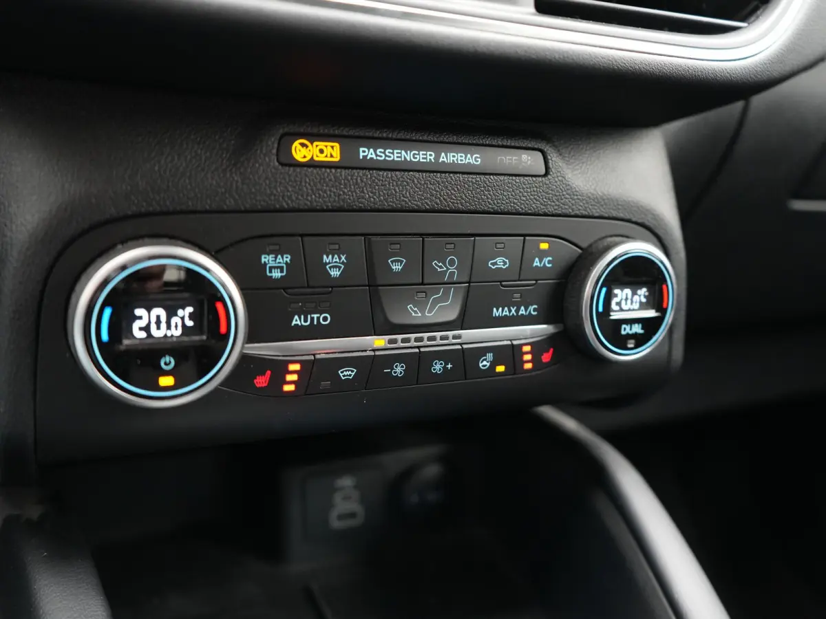 2.5 PHEV Vignale 225pk Dealer O.H. | Trekhaak Afn. | Adaptive Cruise | 360 Camera | Bang & Olufsen | Lederen Sportstoelen Memory & Verwarmd | Stuur Verwarmd | Apple Carplay | Keyless | BLIS 