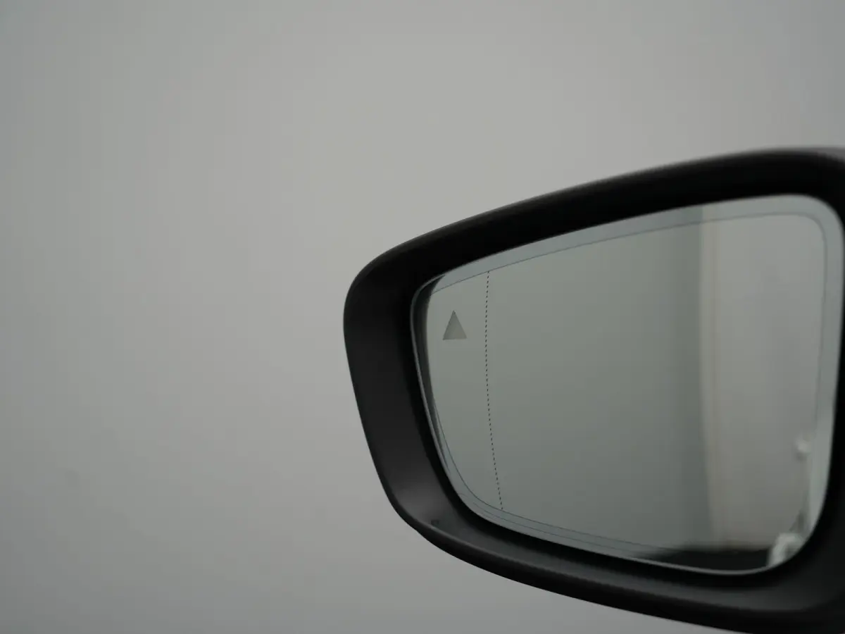 330e Sportline PHEV 293pk | Trekhaak Af Fabriek | Adaptive Cruise | Head Up | 360 Camera | Lederen Sportstoelen Verwarmd | BLIS | Apple Carplay | Navigatie | DAB | Plug In Hybrid |