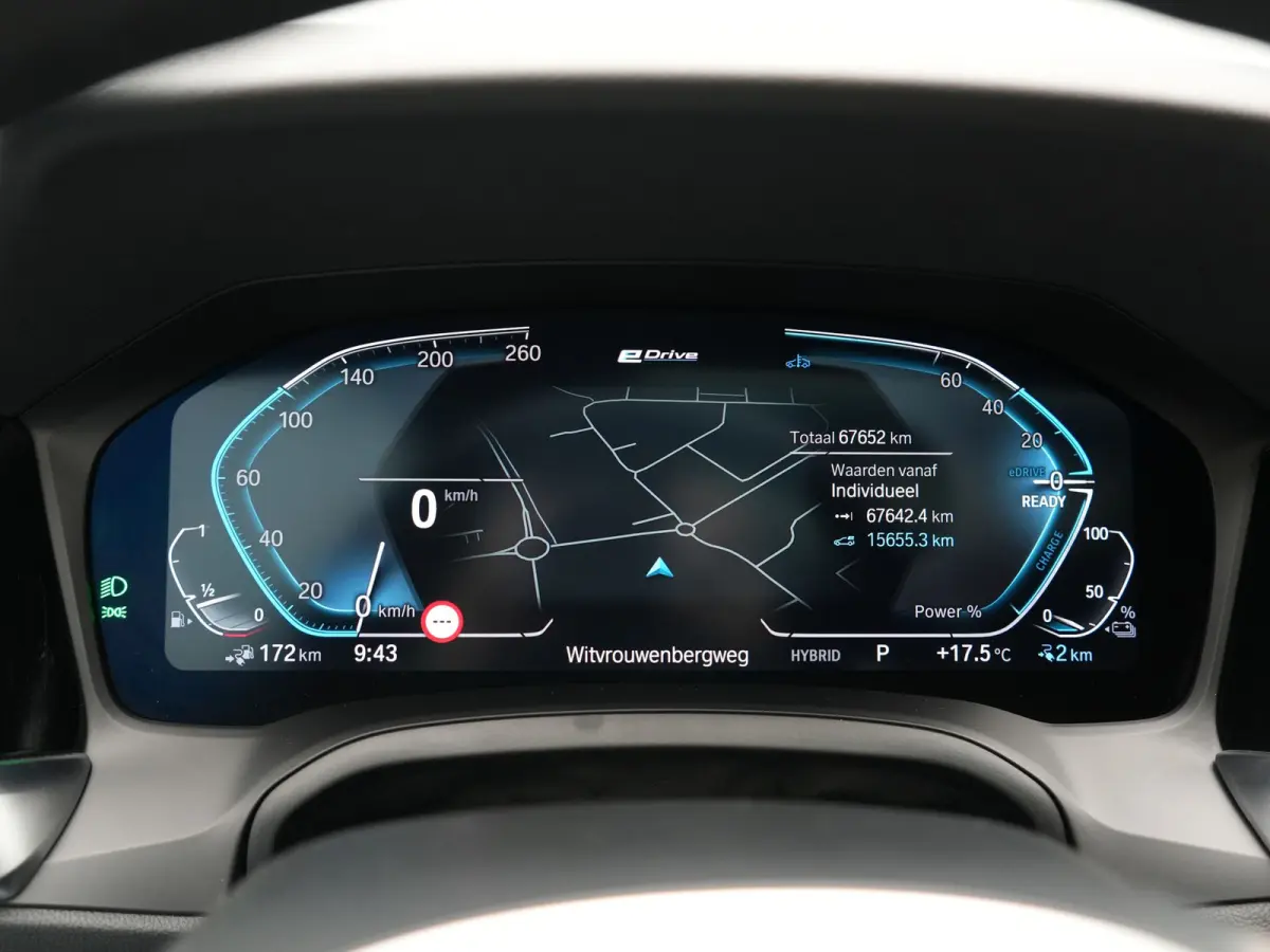 330e M Sport PHEV 293pk Dealer O.H. | Panodak | Laser LED | Head Up | Adaptief Onderstel | Camera | Lederen Sportstoelen & Stuur Verwarmd | Sfeerverlichting | Keyless | BLIS | Apple Carplay 