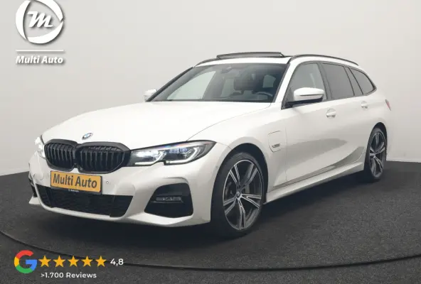330e M Sport PHEV 293pk Dealer O.H. | Panodak | Laser LED | Head Up | Adaptief Onderstel | Camera | Lederen Sportstoelen & Stuur Verwarmd | Sfeerverlichting | Keyless | BLIS | Apple Carplay 