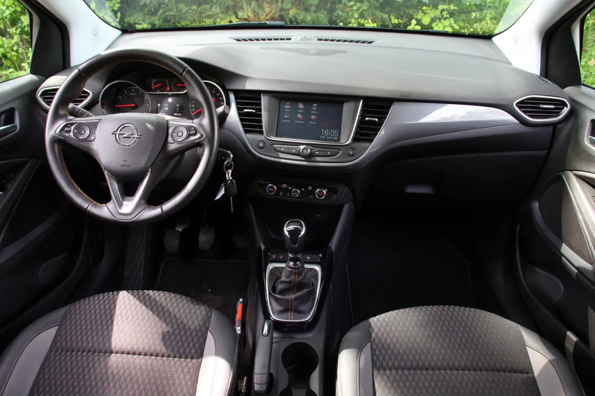 1.2 Turbo 110pk Innovation | NL-AUTO! | 1E EIGENAAR! | CRUISE | PARK SENS | APPLE CARPLAY/ANDROID AUTO | LED | CLIMA
