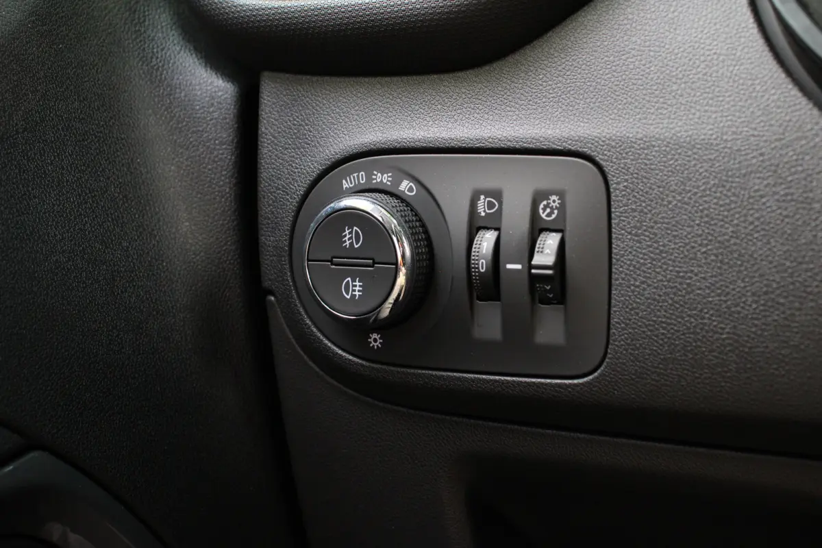 1.2 Turbo 110pk Innovation | NL-AUTO! | 1E EIGENAAR! | CRUISE | PARK SENS | APPLE CARPLAY/ANDROID AUTO | LED | CLIMA