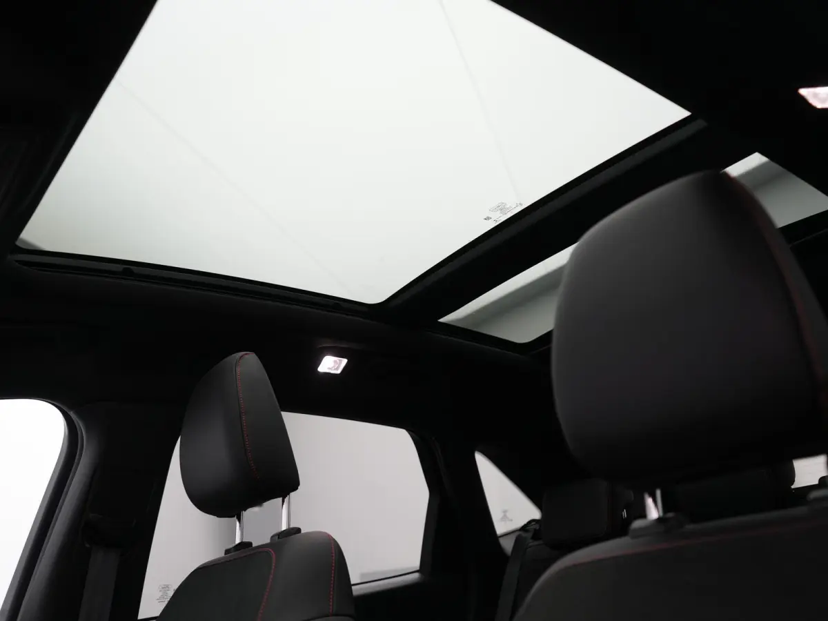 2.5 PHEV ST-Line X 225pk Dealer O.H. | Trekhaak Af Fabriek | Panodak | Adaptive Cruise | Head Up | 360 Camera | Bang & Olufsen | Alcantara Sporstoelen Verwarmd | Stuur Verwarmd | Blis | Keyl