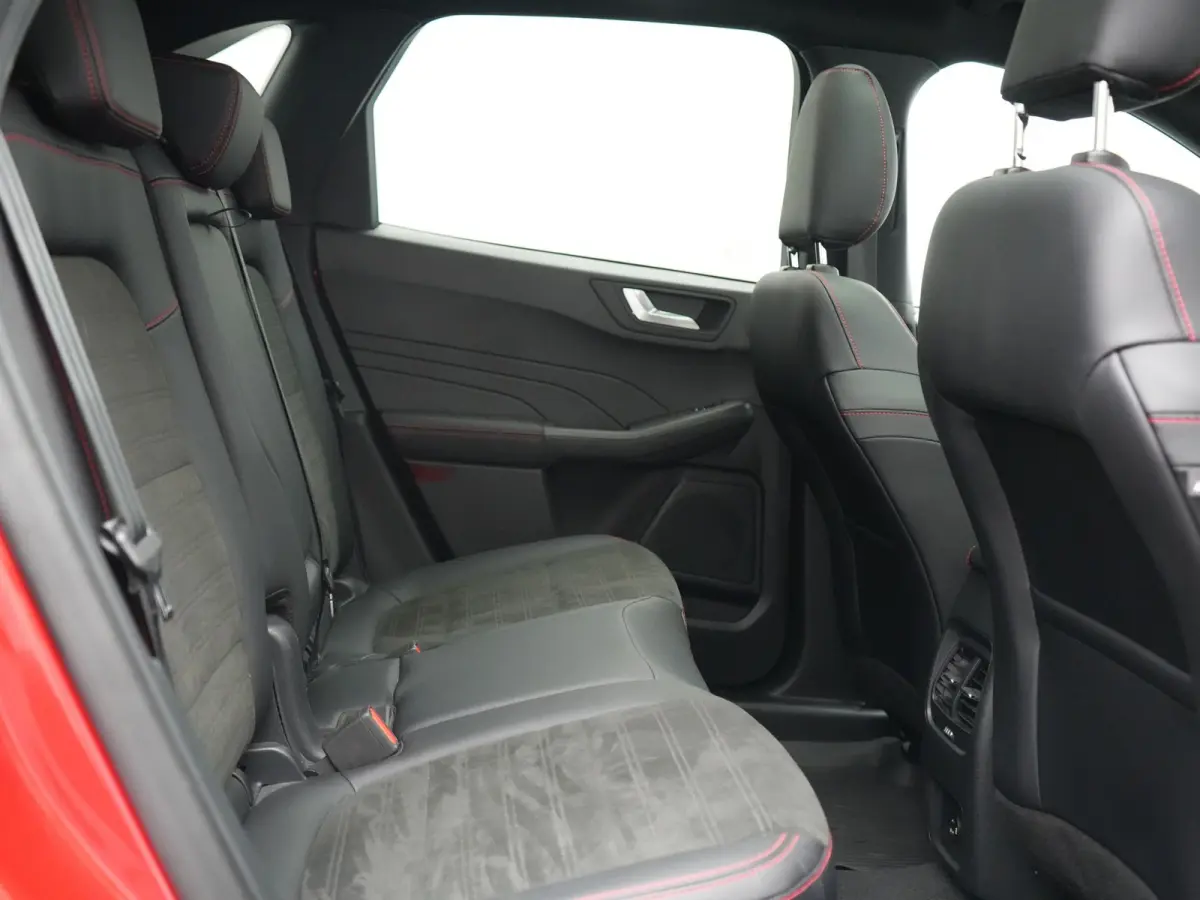 2.5 PHEV ST-Line X 225pk Dealer O.H. | Trekhaak Af Fabriek | Panodak | Adaptive Cruise | Head Up | 360 Camera | Bang & Olufsen | Alcantara Sporstoelen Verwarmd | Stuur Verwarmd | Blis | Keyl