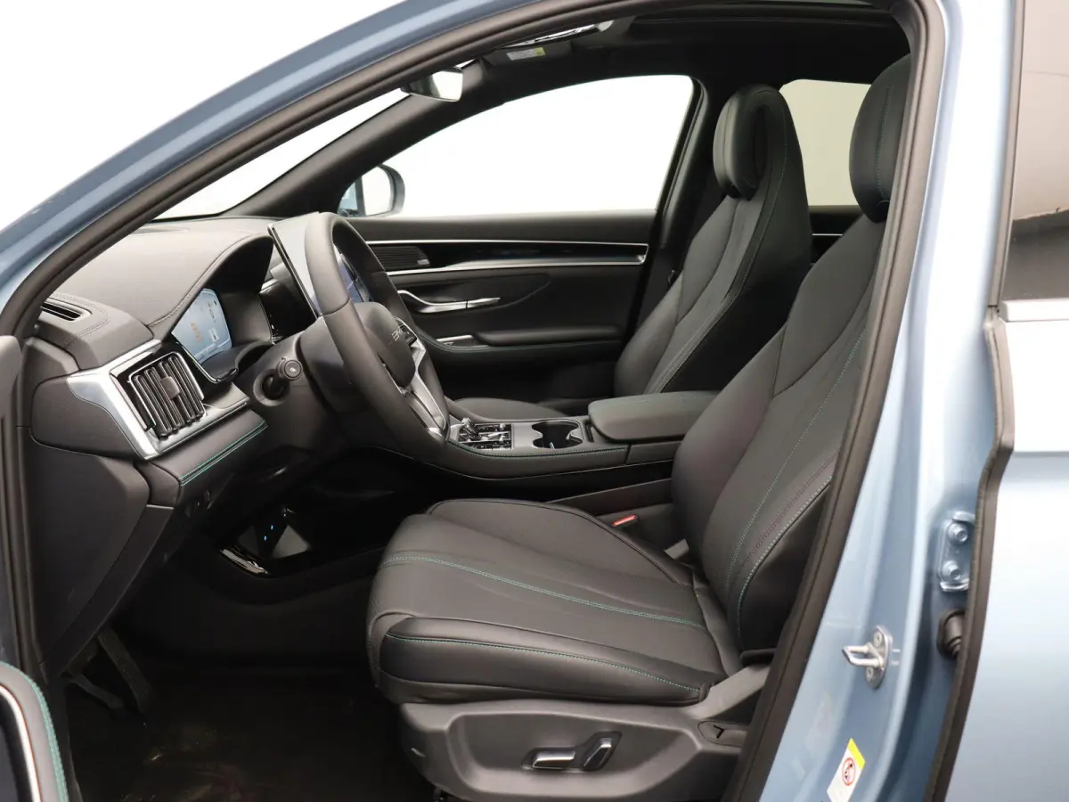 1.5 DM-i FWD Comfort | 26.6 KWh Accu | 125km WLPT |  Panoramadak | Head-Up Display |
