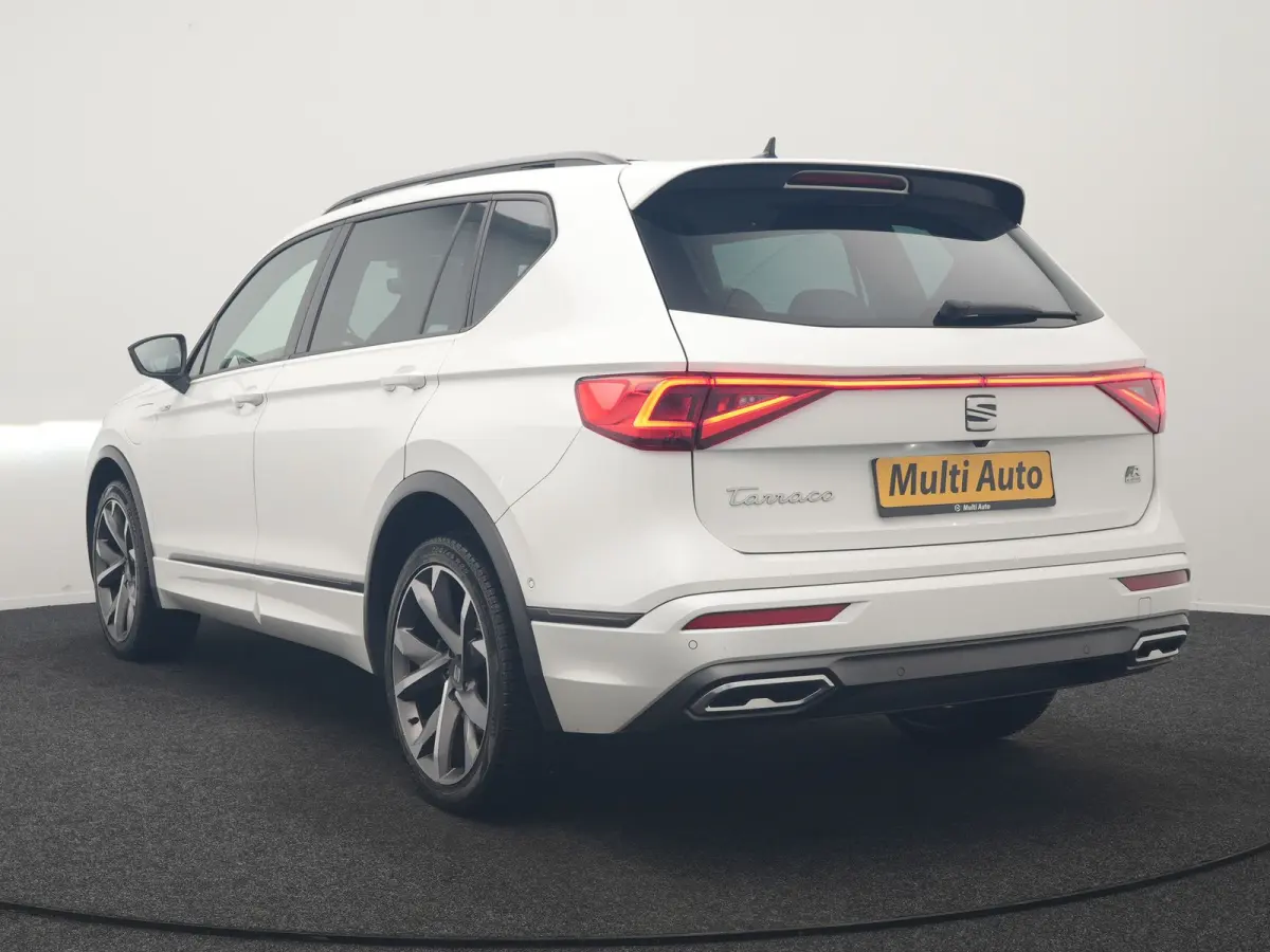 1.4 TSI e-Hybrid PHEV FR Business Intense 245pk Dealer O.H | Trekhaak Af Fabriek | Panodak | Adaptive Cruise | 360 Camera | Sportstoelen Memory & Verwarmd | Keyless | Blis | Stuur Verwarmd |